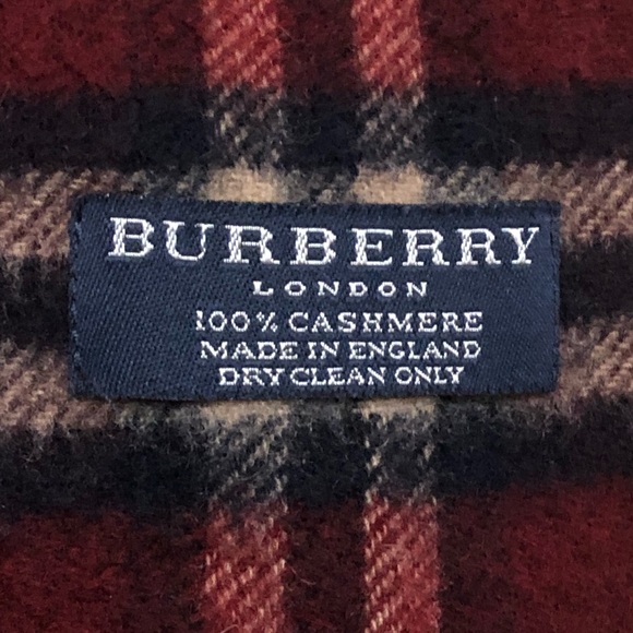 Burberry red checked 100% cashmere scarf - Picture 3 of 4